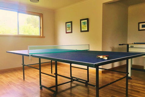 Cooee Bay Of Fires - Australian Directory 3