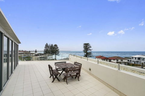 Coolwaters, Penthouse - Australian Directory 0