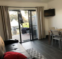 Coonawarra Cabins Unit B - Australian Directory