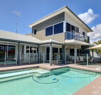Coorumbong 36 - 6 BDRM Canal Home With Pool - Australian Directory