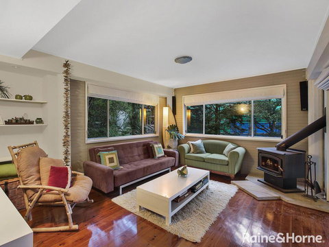 Copacabana Treehouse - 36 Oceano Street, Copacabana - Australian Directory 3