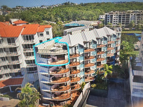 Coral Sea Views Beachfront Penthouse - Australian Directory 0