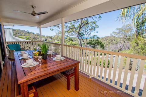 Cordelia's Beach Escape - Australian Directory 0