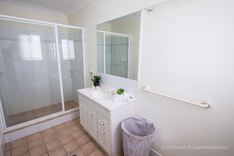Cordelia's Beach Escape - Australian Directory 2