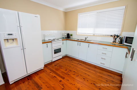 Cordelia's Beach Escape - Australian Directory 3
