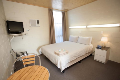 Corio Bay Motel - Australian Directory 2