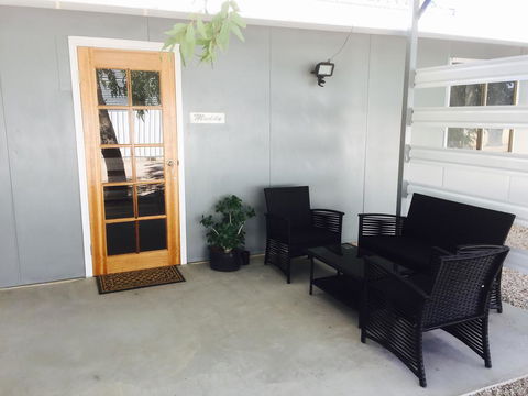 Cottage On Cork - Muddy Cottage - Australian Directory 2