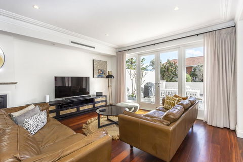 Cottesloe Aqua Retreat - Executive Escapes - Australian Directory 3