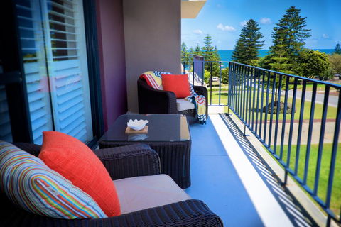 Cottesloe Parkside On The Beach - Australian Directory 0