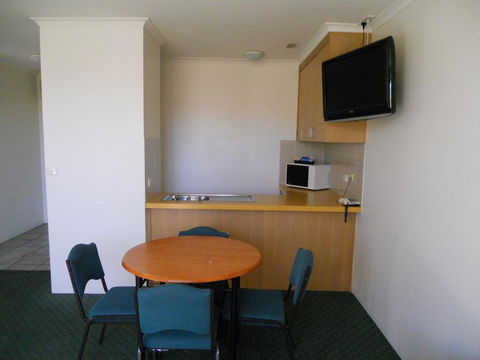 Cottonwood Motor Inn - Australian Directory 2