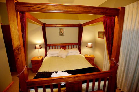 Country Lane Cottage - Australian Directory 2