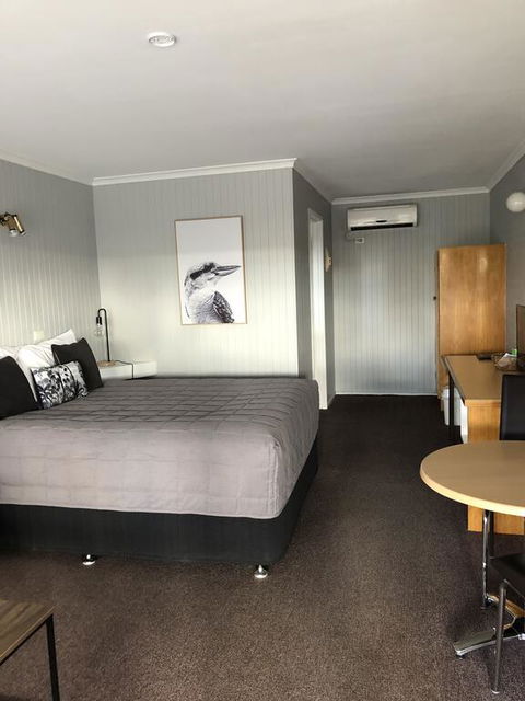 Country Roads Motor Inn - Australian Directory 1