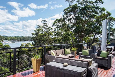Cove View Retreat - Australian Directory 0