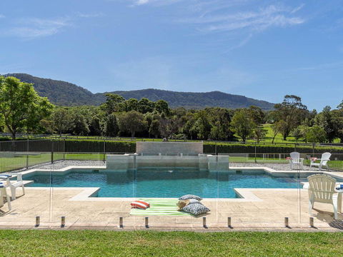 Cowley House - Stunning Entertainer, Views, Pool - Australian Directory 2