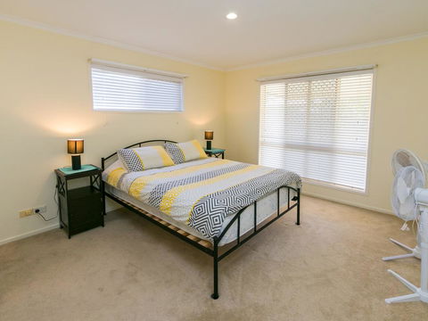 Cozy Family Holiday House - Australian Directory 1
