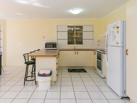 Cozy Family Holiday House - Australian Directory 3