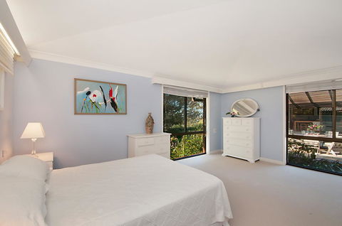 Craigdarroch Courtyard Cottage, 22 Bartle Road - Australian Directory 1