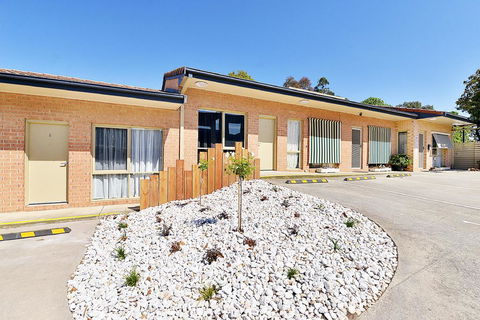 Cranbourne Motor Inn - Australian Directory 0