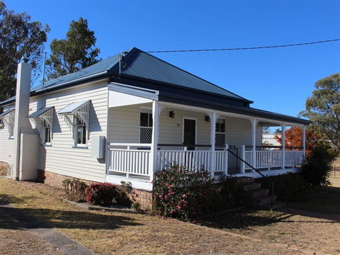 Creekview Cottage - 70 Lock Street - Australian Directory 0