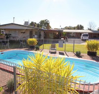 cross roads motel - Australian Directory