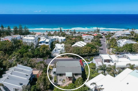Crystal Shores Sunshine Beach - Australian Directory 0