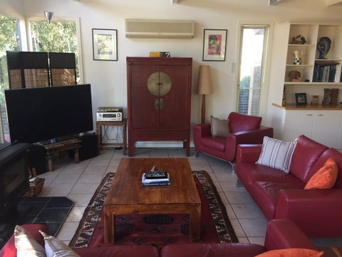 Cullen House - Australian Directory 3