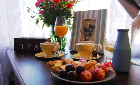 Cutmore Cottages - Highclaire House - Australian Directory 3