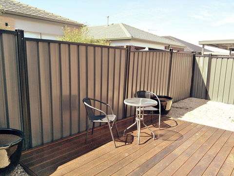 Daisy Villa - Close To Mel Airport & Hume Highway -Comfort - Australian Directory 2