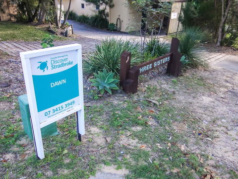 Dawn - Three Sisters Beachhouse - Australian Directory 0