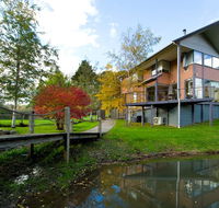 Daylesford Lake Villa 1 - Australian Directory