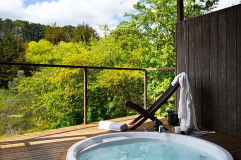 Daylesford Spa Villa 3 - Australian Directory 1