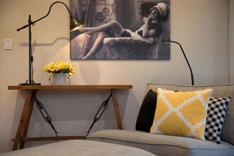 Daylesford Spa Villa 4 - Australian Directory 3