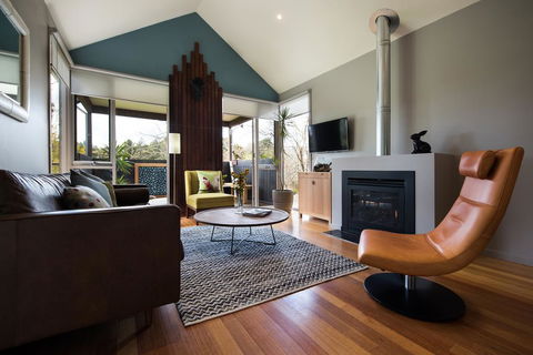 Daylesford Spa Villa 6 - Australian Directory 3