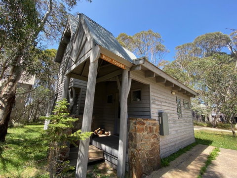 Deep Powder - Australian Directory 0
