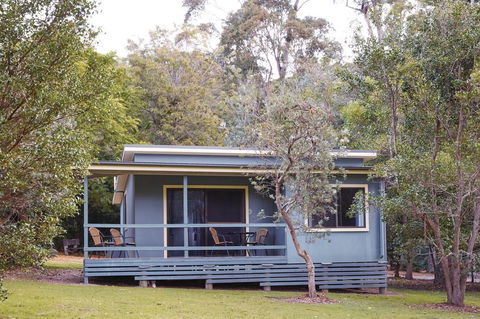 Depot Beach Cabins - Australian Directory 2