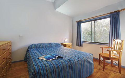 Depot Beach Cabins - Australian Directory 3