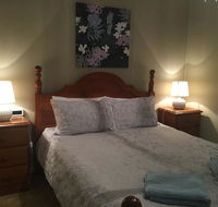 Desert Flower Cottages on Wolfram St - Australian Directory
