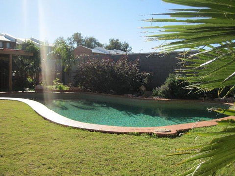 Desert Rose Inn Alice Springs - Australian Directory 1