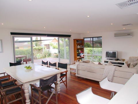 Do Drop Inn - Australian Directory 0