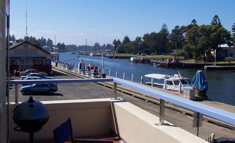 Dockside Waterfront Indulgence - Australian Directory 0