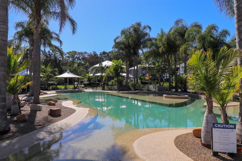 Dollarbird Treetops Townhouse - Australian Directory 1