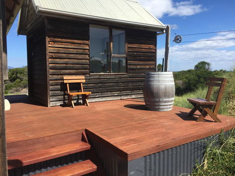 Dolphin Beach House - Australian Directory 1