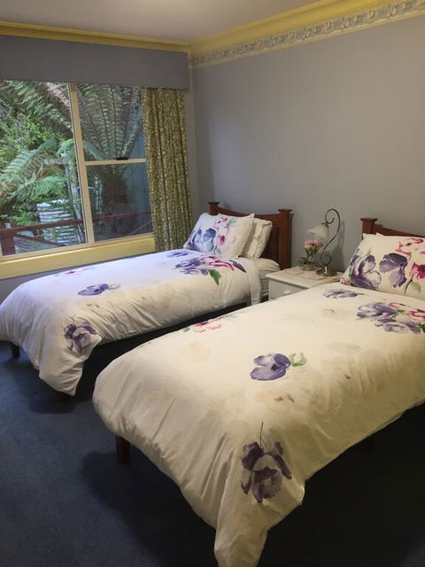 Donalea Bed And Breakfast & Riverview Apartment - Australian Directory 1