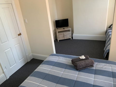 Donnybrook Hotel WA - Australian Directory 3