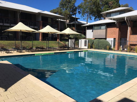 Downtown Apartments - Australian Directory 1