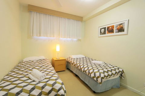 Drift Apartments North #10 - Australian Directory 3