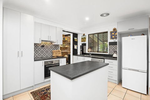 Driftwood Court 3 - Sawtell NSW - Australian Directory 2