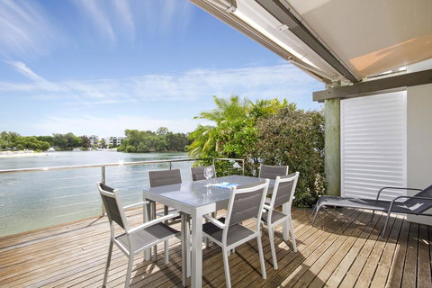 Driftwood U8 - Australian Directory 0