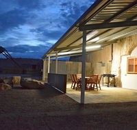 Dug Out BB Apartments - Australian Directory