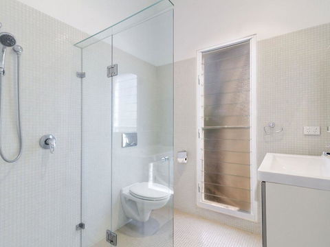 Duggan House - Australian Directory 3
